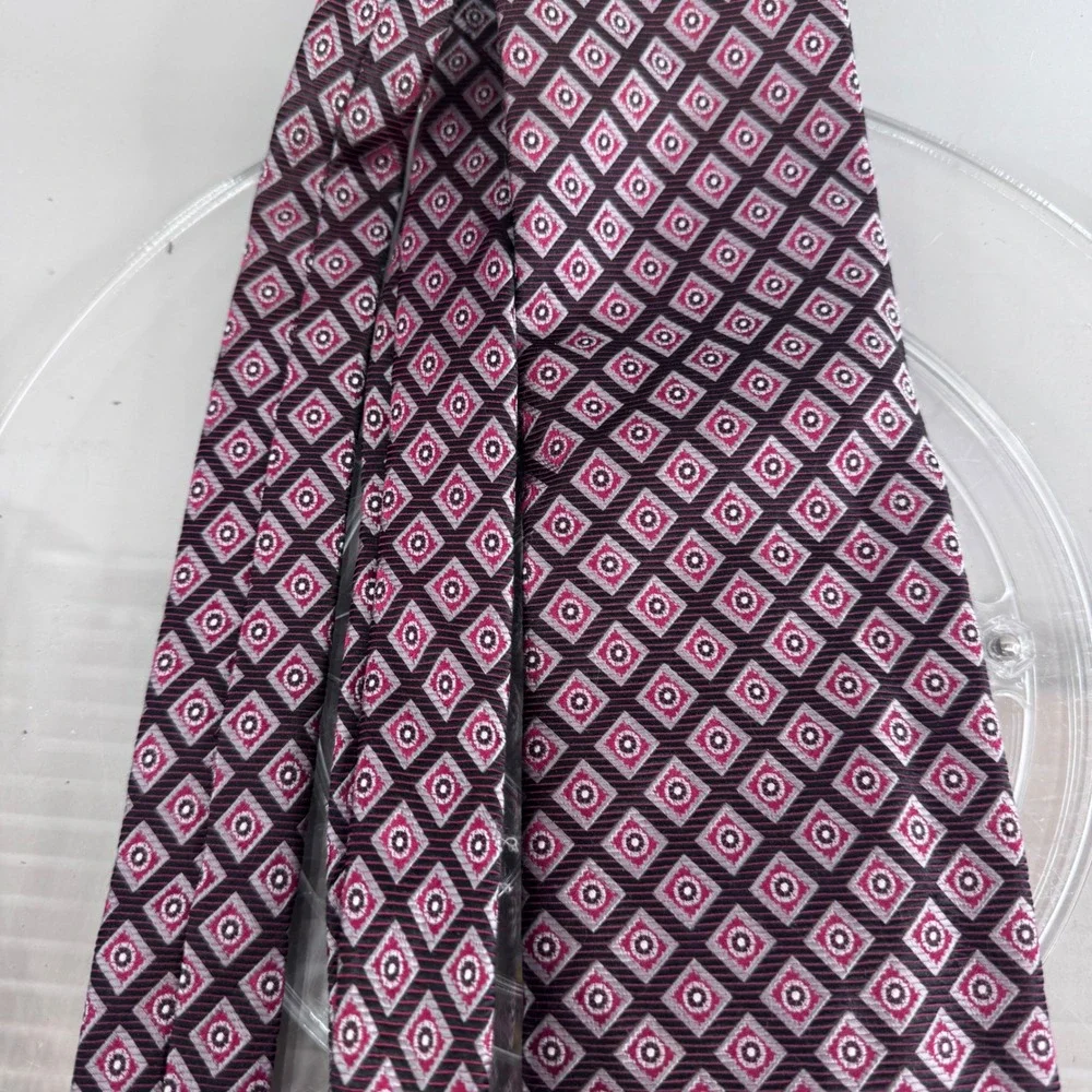 Paul Dione Mens Silk Necktie Geometric Medallion Pattern Burgundy Grey Career